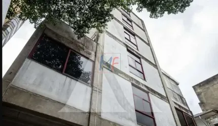 Excelente prédio comercial no bairro de Mirandópolis, 1139 m² a.c., 430 m²  terreno , testada de 13 m,  23 vagas. Zoneamento ZEU.  Prox. Av. Jabaquara (REF 19.022)