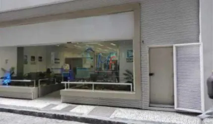 Excelente Prédio Comercial no Centro do Rio de Janeiro, com 9 pavimentos, 2.500  m² a.c. , terreno 250 m2 , fachada ampla. Não aceita permutas.  REF: 19.272