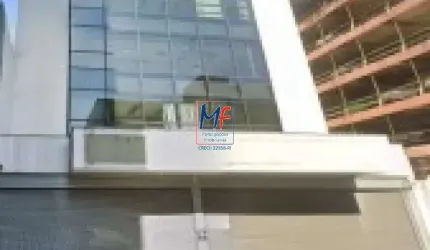 Excelente Prédio Comercial  térreo mais 3 pavimentos localizada no Centro Histórico,1.284 m² a.c., 328 m² terreno , elevador. REF: 19.360