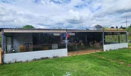 Excelente chácara em cond. fechado em Brodowski/SP, 197 m² a.u., 4 dormitórios (1 suíte), sala, piscina, espaço gourmet, pomar (REF 19.417)