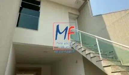 Excelente Sobrado localizado no bairro de Camilópolis (ABC), com 181 m²  a.u., 3 dorms., (sendo 1 suíte), sala de estar e jantar, cozinha e 5 vagas. REF: 19.934