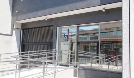Excelente prédio comercial na Água Fria, com 600 m² a.u., 12 vagas,  Zoneamento ZC , Não aceita permutas , nas proximidades da Rua Ana Salete (REF 19.873)