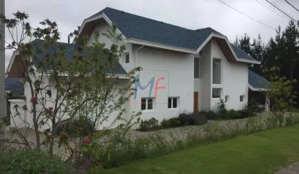 REF 11.357 Excelente Casa no Condomínio Iporanga, sendo 4 suítes amplas, 500 m² A.C., 2400 m² terreno, 6 vagas. Paisagismo. Linda vista.