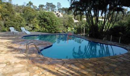 REF 9386 Linda Casa em Cond. para Venda no bairro Chácara Nova Essen, 3 dorms, sendo 1 suíte, 3 vagas, 700 m , piscina. Estuda permutas!