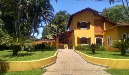 REF 10.639  Linda Casa no Cond. Fechado Park Imperial - com  2 lotes  terreno  720 m2 e  4 dorms, (3 suítes), 6 vagas,  piscina e  paisagismo !