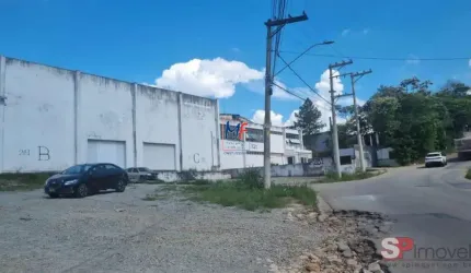Excelentes galpões para venda em Santana de Parnaíba/SP, nas proximidades da Estrada dos Romeiros (REF 20.304)