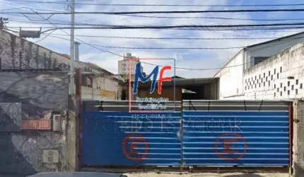 Excelente Galpão localizado na Vila Moraes, com 450m²  a.u  , com vão livre, mezanino, estacionamento e fácil acesso ao Metrô Santa Cruz. REF 21080