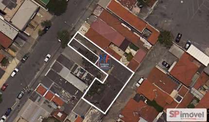 Excelente terreno em Perdizes,  176 m2, e 220 m2 a.c., com dois imóveis antigos (um sobrado e um galpão), proximidades Avenida Sumaré. Estuda proposta (REF 19.774)