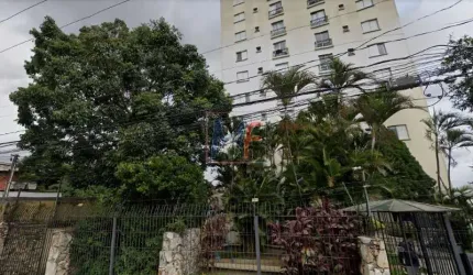 REF: 8074 Excelente Apartamento no bairro Jabaquara, com 2 dorms + 1 dorm. reversível, sala grande, sacada, cozinha espaçosa e 1 vaga.