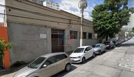 REF: 11.068 Ótimo terreno com 165  m², 7 m² de testada e 30 m² de fundos bairro Tatuapé , excelente localização. Estuda proposta e permuta.