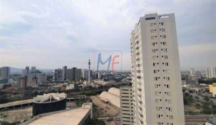 REF. 13.016 - Excelente Conjunto Comercial no bairro Barra Funda, com 171 m² de área útil, 4 salas, 4 vagas, próx. à Estação Barra Funda