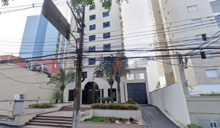 REF: 13722 - Excelente conjunto  Comercial  bairro Barra Funda, localizada próximo a estação do metrô com 8 vagas, 8 banheiros, 264 m² útil.