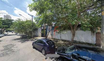 REF: 13.749 Excelente terreno bairro Mooca, com 1.150 m² e 650 m² de área construída, testada 23 m, zoneamento ZM, não aceita permuta.