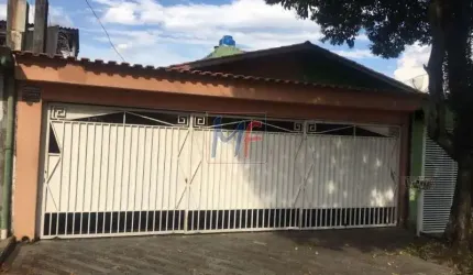 REF: 14.703 - Linda casa térrea no bairro Alves Dias com 161 m² ,3 quartos (1 suíte), sala, cozinha americana,  quintal, edicula, 3 vagas.