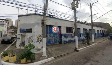 Galpões  no bairro Barra Funda, com 1.320 m² e 1.200 m²  área terreno, 2 pavimentos, zoneamento ZC. necessário reformas. REF: 15.210 -