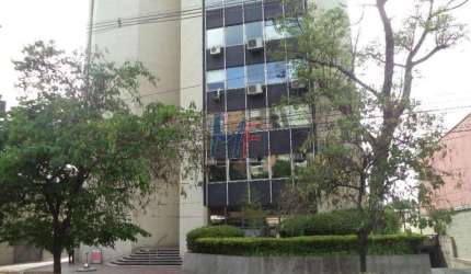REF. 14.919 - Ótimo Conjunto Com. no bairro Cidade Monções, com 204 m², 4 vagas, com piso novo em vinílico, 6 andar , próximo à Metrô.