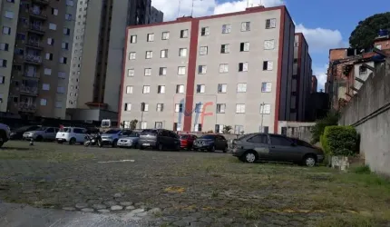 Lindo apartamento em Itaquera, com 50 m², com 2 quartos, sala, cozinha, banheiro, área de serviço, 1 vaga demarcada. Lazer. REF: 15.273