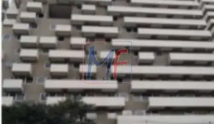 Sala Comercial no bairro Vila Mariana, com 31 m² a.u., sacada, 2 banheiros, 1 vaga, próx. as estações Ana Rosa e Vila Mariana. REF. 14.747
