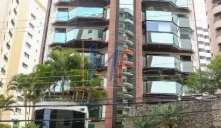 REF: 15.185 - Lindo apto V. Gomes Cardim, face norte, com 137 m² sendo 3 suítes, lavabo, banheiro, duas varandas, 4 vagas e depósito, lazer.