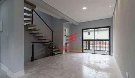 Sobrado Triplex a venda 2 dormitórios no Bairro do Marapé Santos-SP