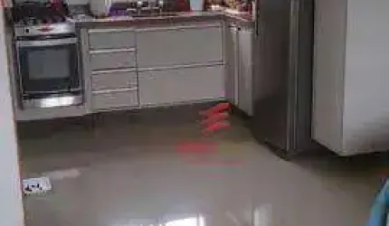 Apartamento com 2 dormitórios à venda, 76 m² por R$ 525.000,00 - Encruzilhada - Santos/SP