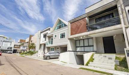 Casa em Condomínio com 4 quartos  à venda, 256.99 m2 por R$1890000.00  - Xaxim - Curitiba/PR