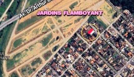 Terreno nascente, ao lado do loteamento Jardins do Flamboyant, negócio.
