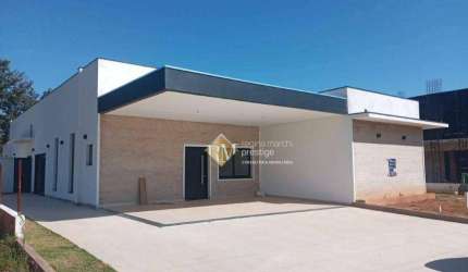 Belíssima casa com 4 suítes à venda no Condomínio Portal do Japy Golfe Club em Cabreúva/SP