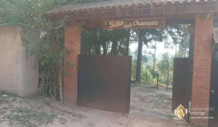 Bela chácara com 1 alqueire ao lado do Outlet Catarina em Itu/SP !!
