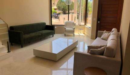 Casa com 3 quartos, 3 suítes à venda, 441 m² por R$ 1.700.000