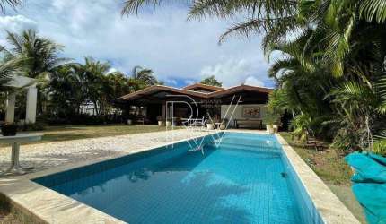 Casa alto padrão com 5 quartos, 4 suítes à venda, 390 m² por R$ 3.300.000 - Interlagos - Camaçari/BA