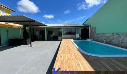Casa 3 Quartos Suíte e Piscina