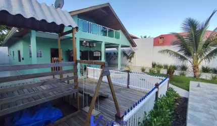 Casa a venda na praia de Pontal do Sul