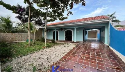 Casa 3 Quartos- Balneário Marissol