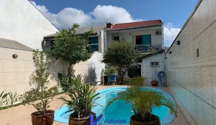 Sobrado com 2 quartos em Shangri-lá com piscina