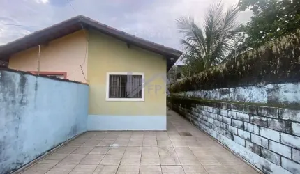 Casa para Venda em Itanhaém, Nova Itanhaém, 2 dormitórios, 1 suíte, 2 banheiros, 2 vagas