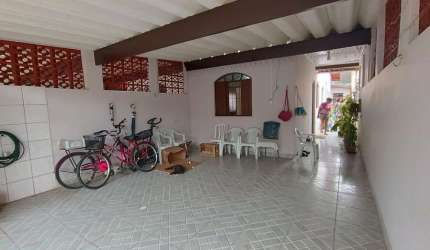 Casa para Venda em Itanhaém, Belas Artes, 2 dormitórios, 1 banheiro, 6 vagas