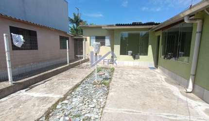 Casa para Venda em Itanhaém, Jardim Diplomata, 4 dormitórios, 1 suíte, 2 banheiros, 4 vagas