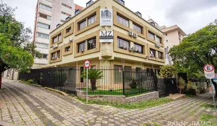 Excelente Sala Comercial de Esquina no Bairro São Francisco