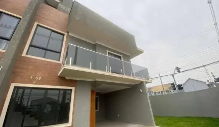Lindo Sobrado à Venda No Uberaba – 4 Quartos, 1 Suíte! ??
