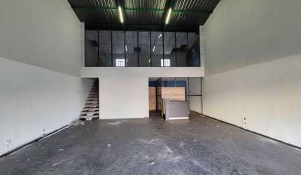 Barracão à venda, 136 m² por R$ 1.100.000,00 - Jardim Zulmira - Sorocaba/SP
