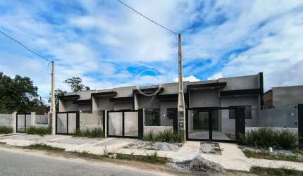 CASA GEMINADA EM SAINT ETIENE