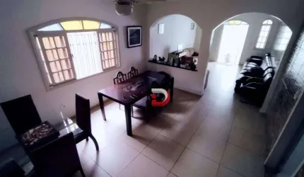 Sobrado com 4 dormitórios à venda, 250 m² por R$ 1.496.000,00 - Astúrias - Guarujá/SP