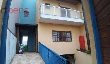 Sobrado Para Vender com 3 quartos 2 suítes no bairro Laranjeiras em Caieiras