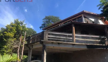 Sobrado Para Vender com 3 quartos 2 suítes no bairro Santa Inês em Caieiras