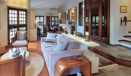 Casa Para Vender com 4 quartos 2 suítes no bairro Altos de São Fernando em Jandira