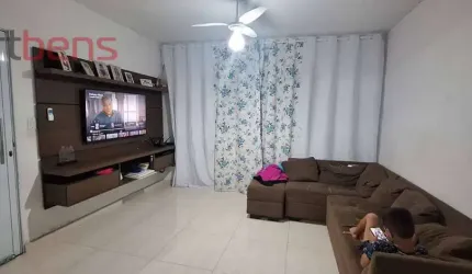 Sobrado Para Vender com 3 quartos 1 suítes no bairro Laranjeiras em Caieiras