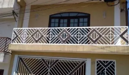 Sobrado Para Vender com 4 quartos 1 suítes no bairro Laranjeiras em Caieiras
