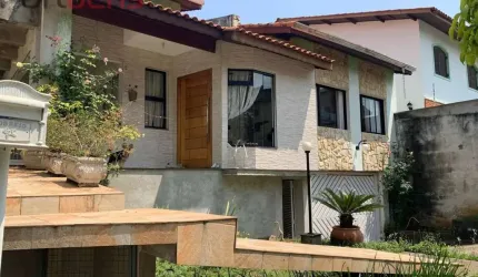 Casa Para Vender com 3 quartos 2 suítes no bairro Nova Caieiras em Caieiras