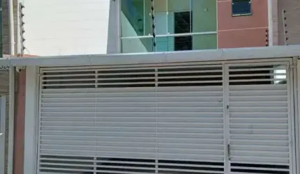 Sobrado Para Vender com 3 quartos 1 suítes no bairro Laranjeiras em Caieiras